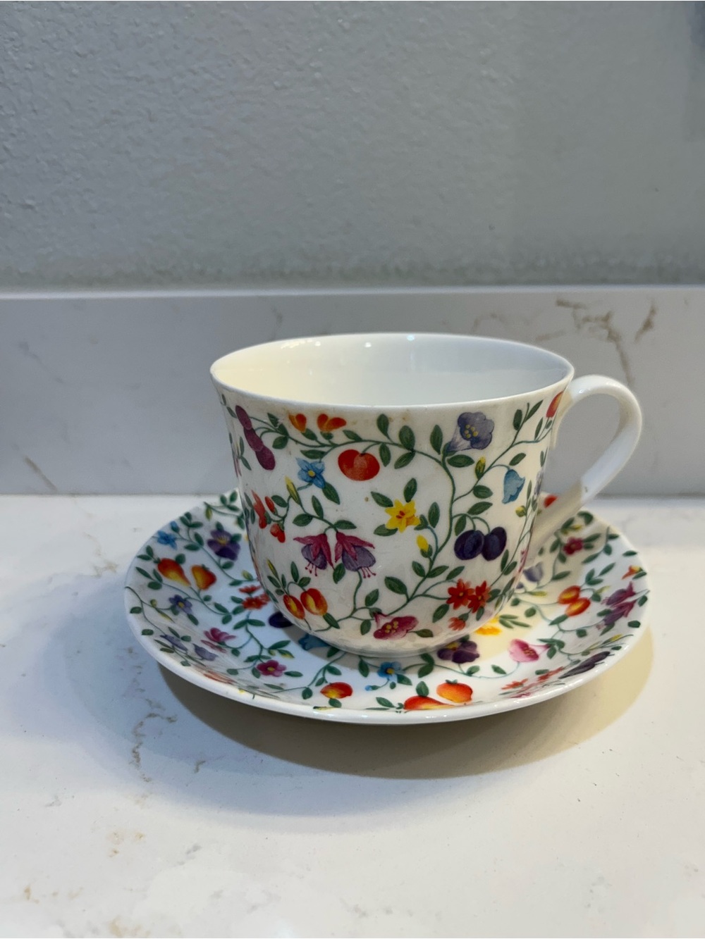 Heirloom fine bone china breakfast oversized cup and saucer set Made in England